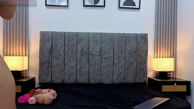 Liam forest  online show from September 16, 2025, 4:46 am