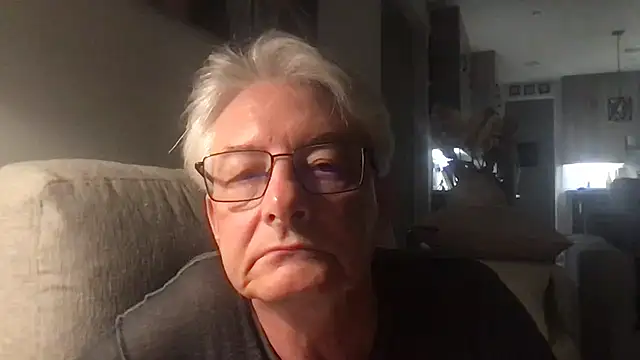 Snapshot of Daddy_Mike69 chatting on May 16, 2026, 5:17 am Daddy Mike69 online show from May 16, 2026, 5:17 am