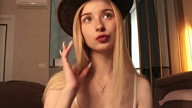 Nana Wilson online show from April 6, 2026, 4:46 am