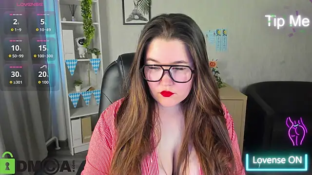 Tara Torres online show from October 14, 2025, 9:10 am