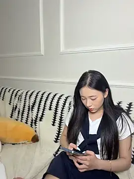 shishi0688 online show from May 27, 2026, 2:46 pm