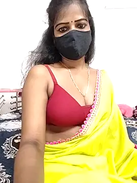 Misss-julli online show from September 16, 2025, 3:24 pm