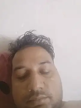 Snapshot of sumit_19 chatting on May 19, 2026, 6:59 pm sumit 19 online show from May 19, 2026, 6:59 pm