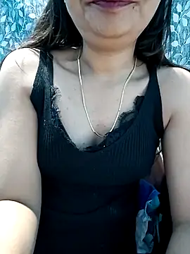 Snapshot of Vaani_Actress chatting on February 26, 2026, 1:05 am Vaani Actress online show from February 26, 2026, 1:05 am