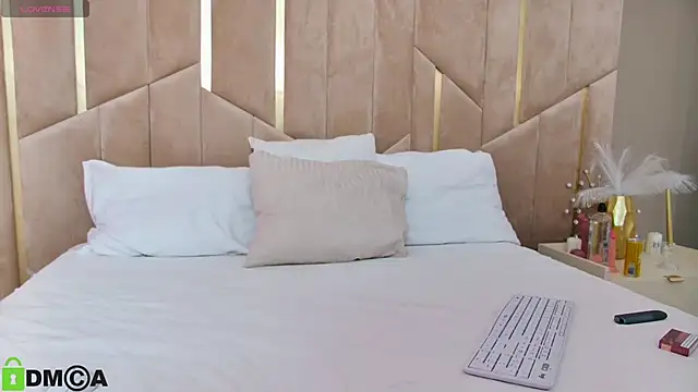 Snapshot of RubyVibe_ chatting on October 11, 2025, 3:40 am RubyVibe online show from October 11, 2025, 3:40 am