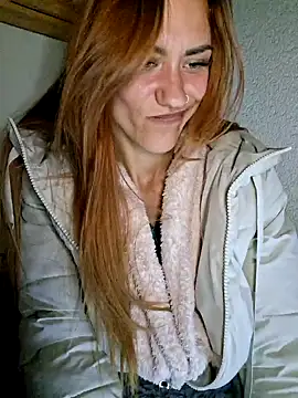 Snapshot of SlimBellaa chatting on September 26, 2025, 9:10 pm SlimBellaa online show from September 26, 2025, 9:10 pm