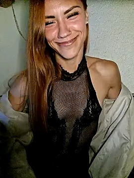 Snapshot of SlimBellaa chatting on September 20, 2025, 10:48 pm SlimBellaa online show from September 20, 2025, 10:48 pm