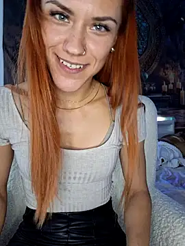 Snapshot of SlimBellaa chatting on October 23, 2025, 10:36 am SlimBellaa online show from October 23, 2025, 10:36 am