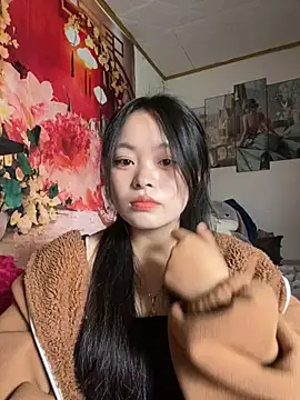 Snapshot of Julia-Elsa chatting on October 22, 2025, 4:01 am Julia-Elsa online show from October 22, 2025, 4:01 am