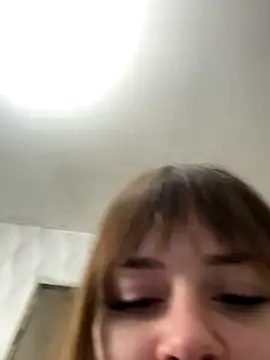 xxx sandra  online show from October 17, 2025, 11:34 am