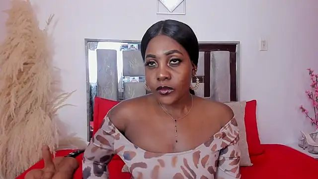 Emilly roaa online show from September 30, 2025, 7:53 pm