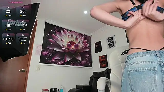 lycoris 19 online show from September 13, 2025, 8:20 pm