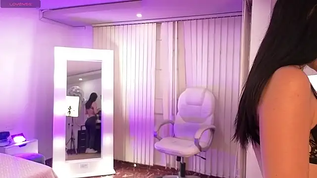 lycoris 19 online show from April 10, 2026, 9:11 pm