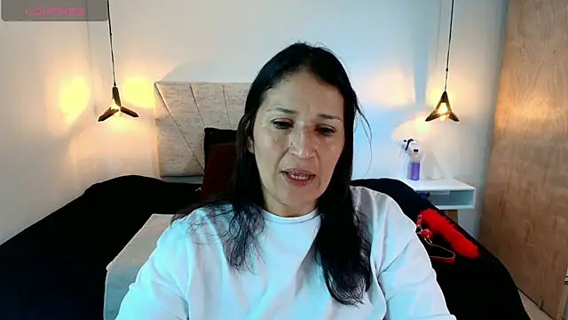Snapshot of Barbara_fox__ chatting on June 1, 2026, 11:54 am Barbara fox online show from June 1, 2026, 11:54 am