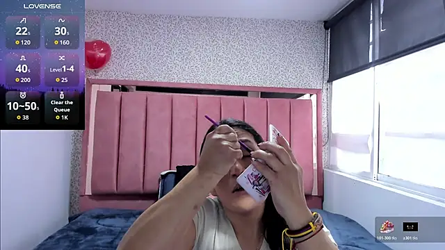 Barbara fox   online show from October 17, 2025, 12:07 pm