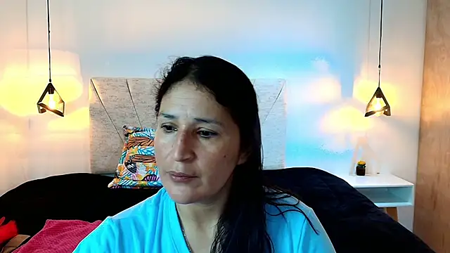 Snapshot of Barbara_fox__ chatting on May 18, 2026, 11:37 am Barbara fox online show from May 18, 2026, 11:37 am