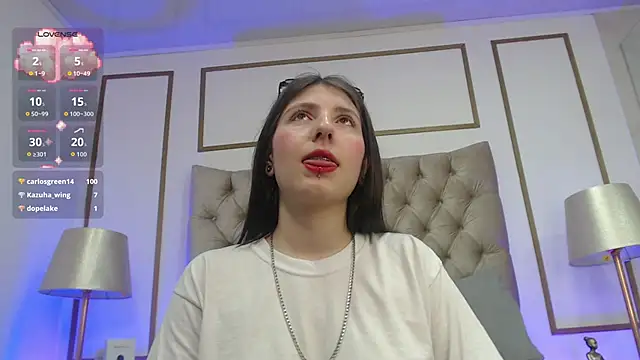 Snapshot of ScarlettRox chatting on February 19, 2026, 10:23 am ScarlettRox online show from February 19, 2026, 10:23 am