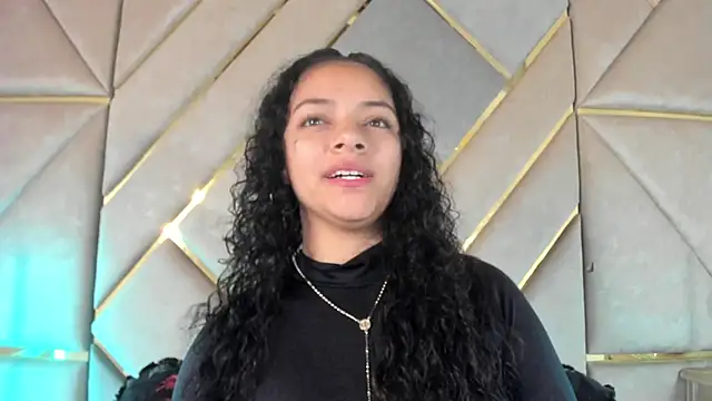 Angellit Afrodita  online show from April 4, 2026, 9:38 am