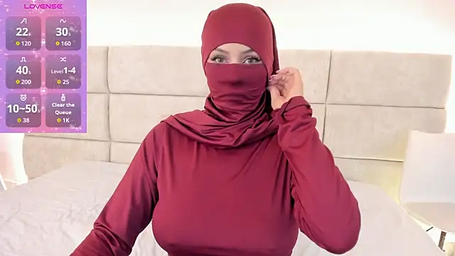  Nadiaa online show from September 12, 2025, 7:13 pm