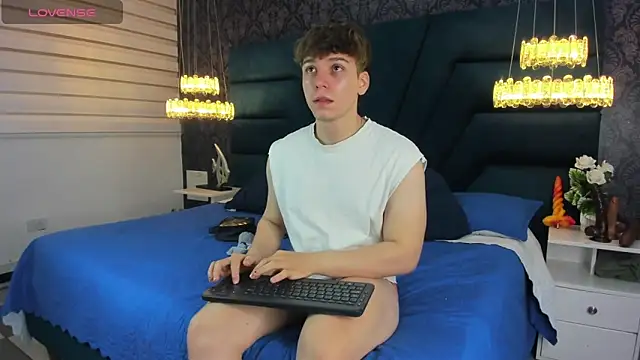 TaylerWhite online show from February 8, 2026, 12:03 pm