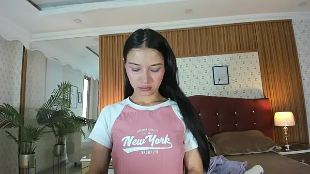 Snapshot of Sophie_Calloway chatting on March 25, 2026, 2:16 pm Sophie Calloway online show from March 25, 2026, 2:16 pm