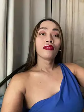 RomanticPearlTS online show from April 13, 2026, 12:58 am