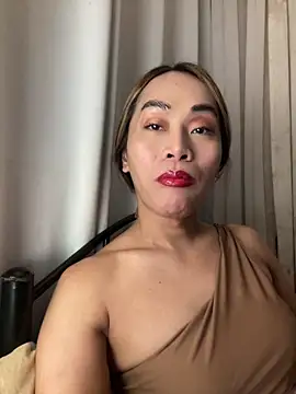 RomanticPearlTS online show from February 15, 2026, 12:55 am