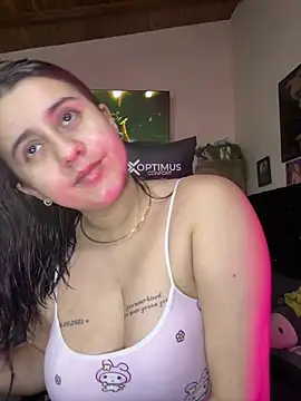 Lana Herondale online show from May 5, 2026, 2:36 am
