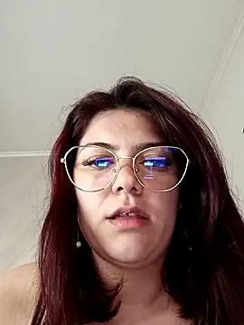 Snapshot of LadyNora chatting on May 1, 2026, 11:48 am LadyNora online show from May 1, 2026, 11:48 am