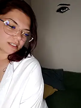 Snapshot of LadyNora chatting on May 3, 2026, 5:05 pm LadyNora online show from May 3, 2026, 5:05 pm