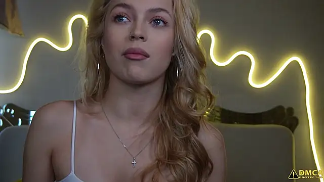 kellypeachcake online show from October 10, 2025, 5:30 am