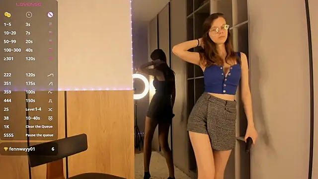 Xonalenei online show from September 14, 2025, 8:09 pm