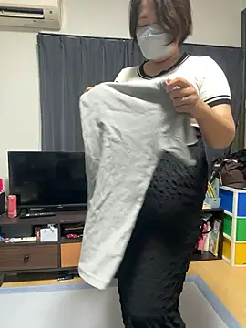 hima-wari0707 online show from October 12, 2025, 1:12 pm