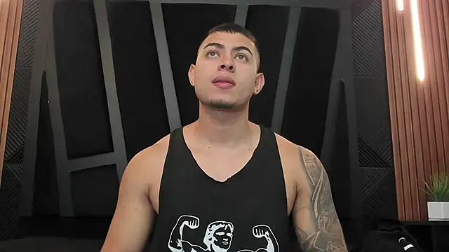 marco garciia  online show from September 30, 2025, 11:22 pm