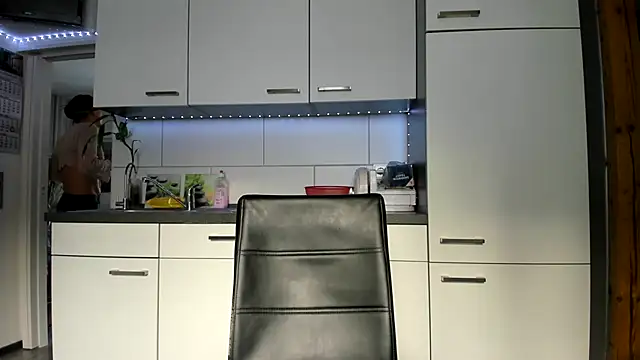 Axunamun online show from November 27, 2025, 9:21 am