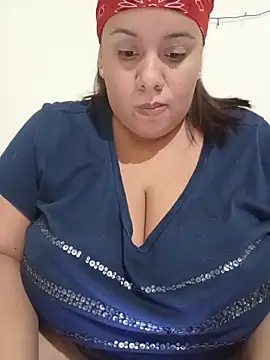 Snapshot of luzdanna chatting on July 25, 2026, 7:42 pm luzdanna online show from July 25, 2026, 7:42 pm
