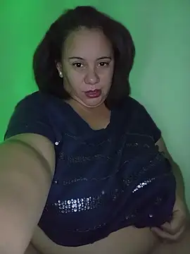 Snapshot of luzdanna chatting on June 25, 2026, 3:59 am luzdanna online show from June 25, 2026, 3:59 am