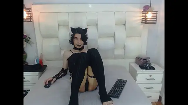 Atley Dolly online show from September 11, 2025, 9:48 pm