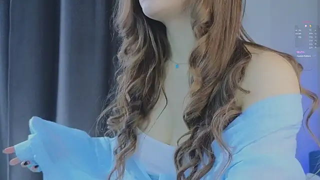 Snapshot of VirginiaHouston chatting on October 16, 2025, 6:21 am VirginiaHouston online show from October 16, 2025, 6:21 am