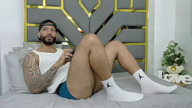 yorbymaxx online show from September 24, 2025, 2:23 pm