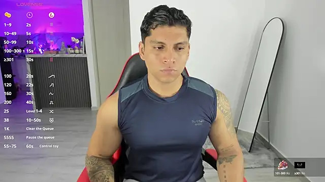 Nicolasmontoya16 online show from October 16, 2025, 4:21 am