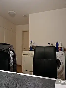 spaccaa online show from April 15, 2026, 7:58 pm