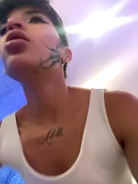 DayanaDG online show from November 26, 2025, 7:36 pm