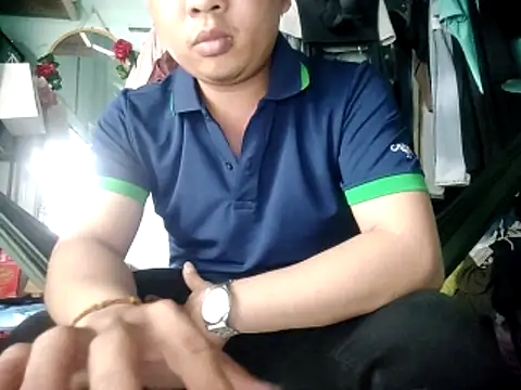 Snapshot of Boy_kuto77 chatting on April 20, 2026, 6:16 am Boy kuto77 online show from April 20, 2026, 6:16 am