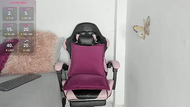 mari-ross online show from April 13, 2026, 2:04 am