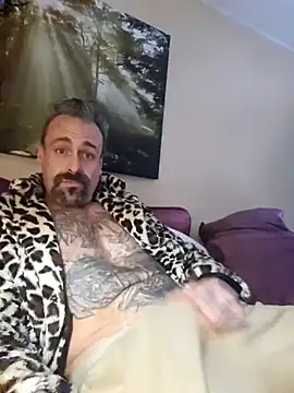 sethdarby online show from November 10, 2025, 6:13 pm