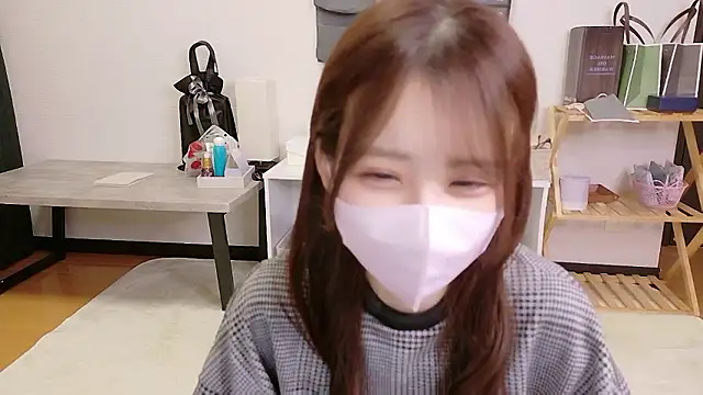 Ema o0 chan online show from November 18, 2025, 6:17 am