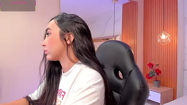 Snapshot of julieta_rosee chatting on February 20, 2026, 10:12 pm julieta rosee online show from February 20, 2026, 10:12 pm