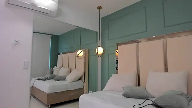 Snapshot of julieta_rosee chatting on January 18, 2026, 9:29 pm julieta rosee online show from January 18, 2026, 9:29 pm