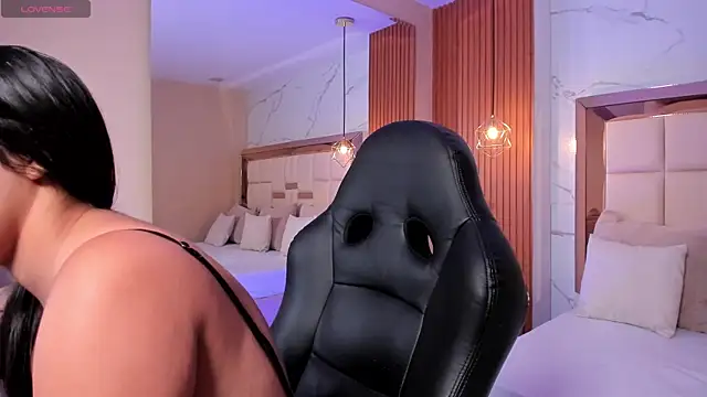 Snapshot of julieta_rosee chatting on February 25, 2026, 10:09 pm julieta rosee online show from February 25, 2026, 10:09 pm